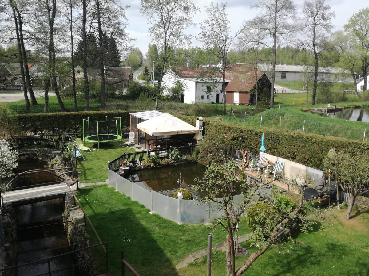 Apartman Ve Mlejne Nova Bystrice Luaran gambar